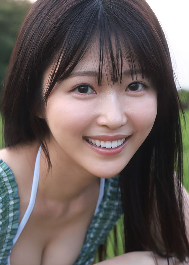 青坂葵(青坂あおい)个人资料照片